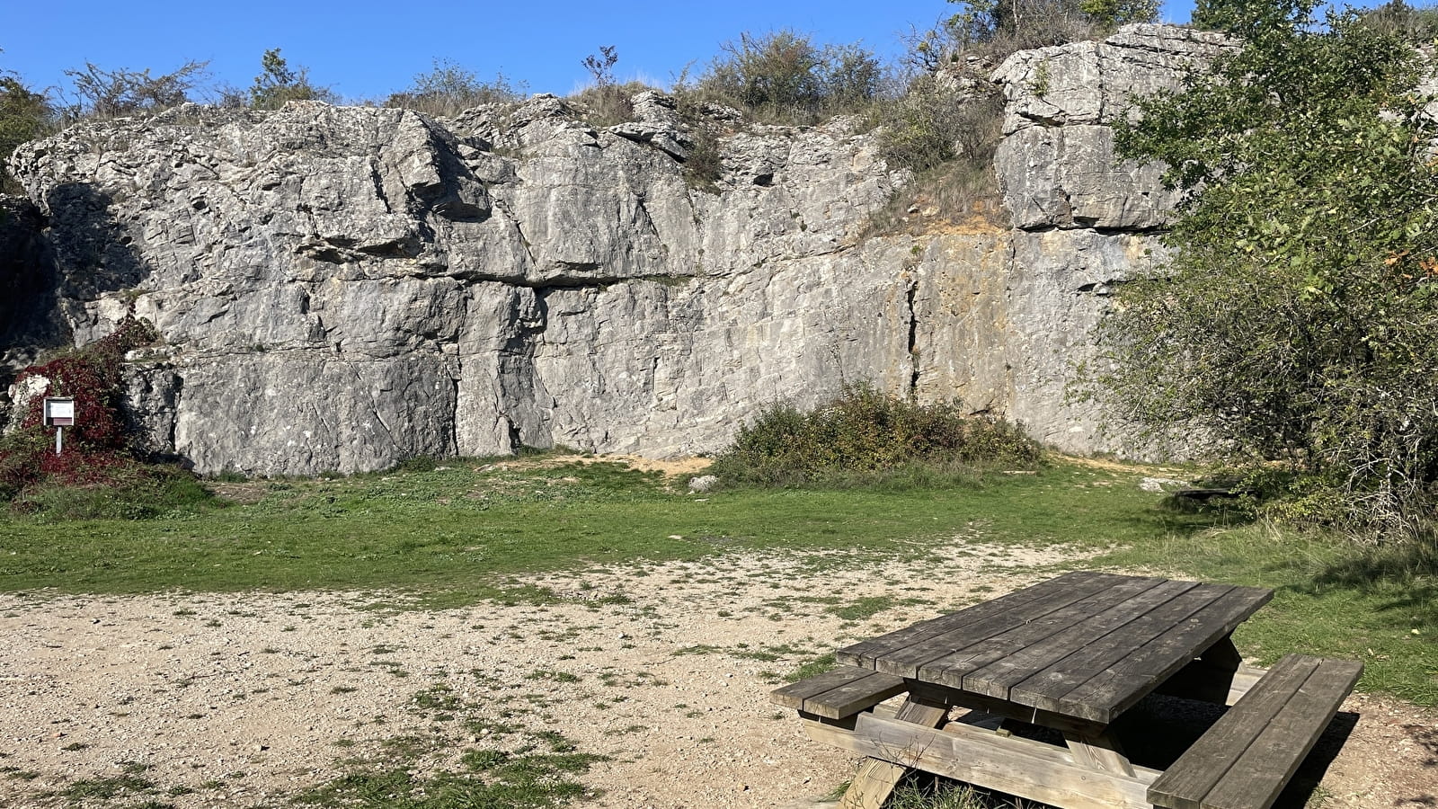 Aire de pique-nique des falaises