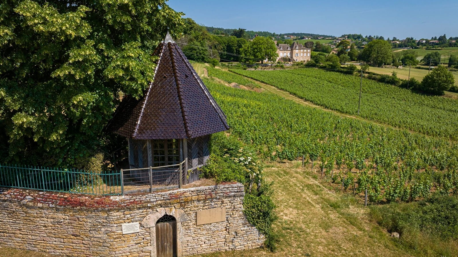 Van de leugen tot de steengroeven van Solitude - La Roche-Vineuse