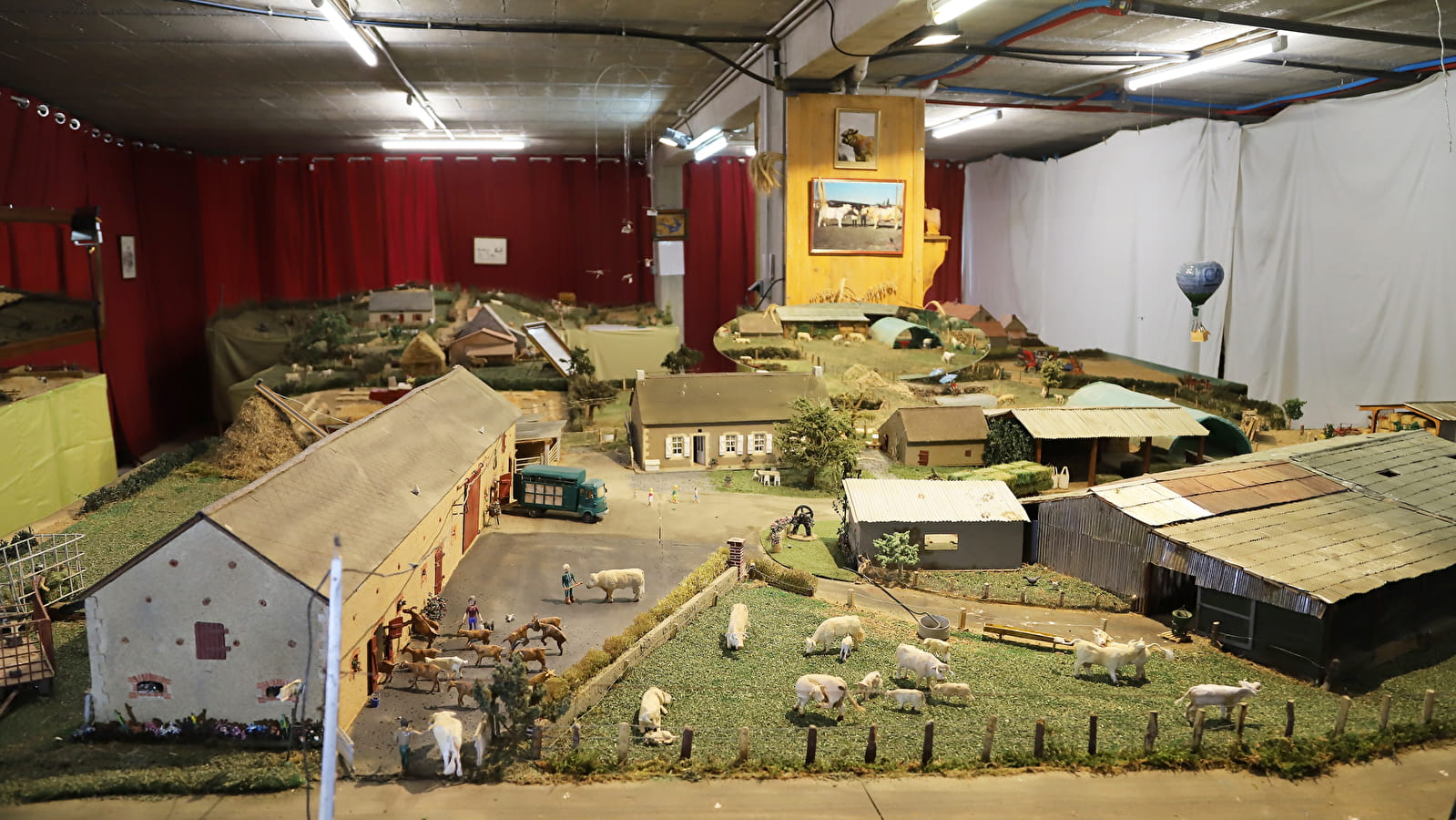 Exposition : Le monde paysan de Gilbert Mulot de 1950 à 2010, un vie d'agriculteur au 1/32ème