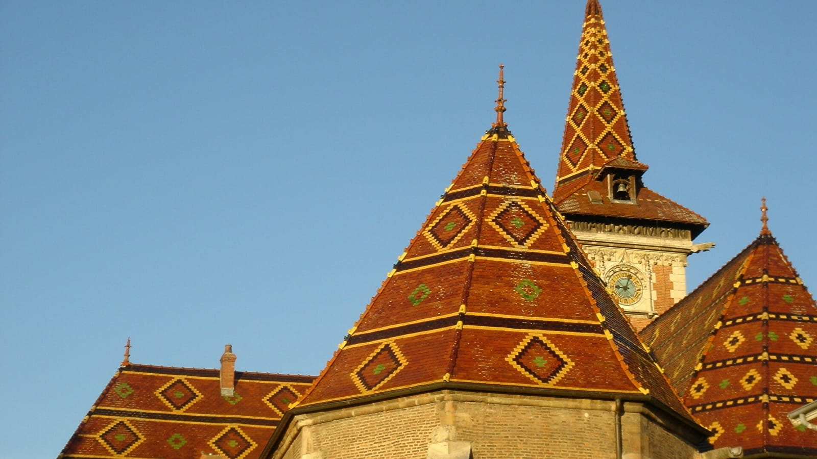 Louhans-Châteaurenaud, la cité aux 157 arcades