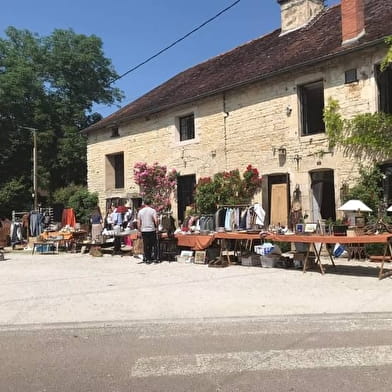 Vide Greniers & Marché de Producteurs