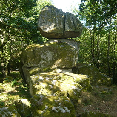 Route de la Pierre que Croule