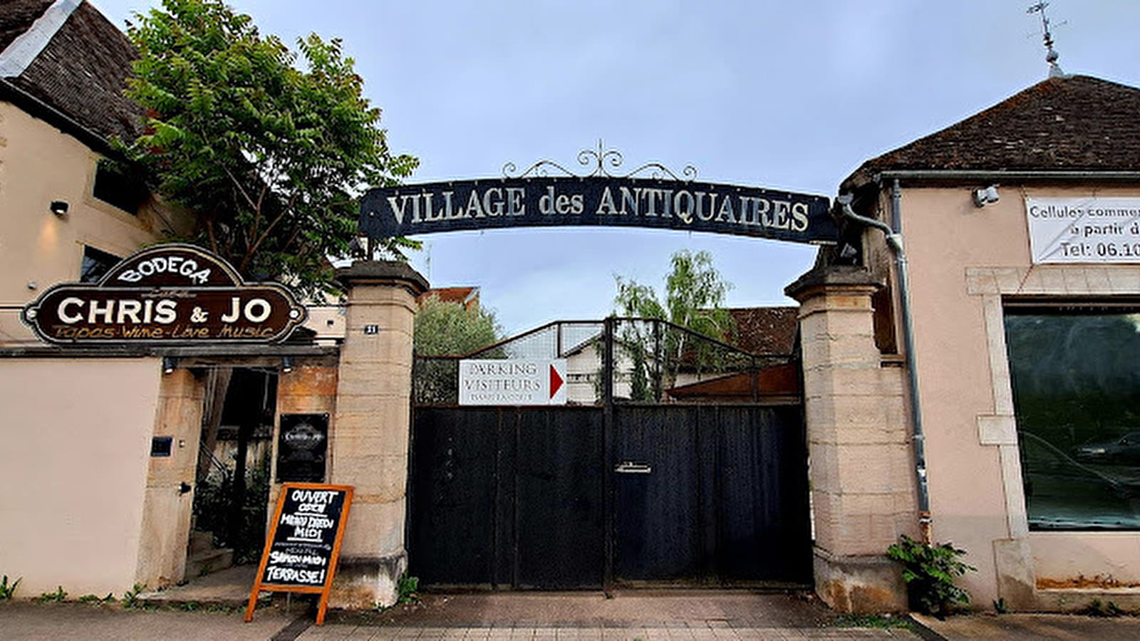 Village des Antiquaires