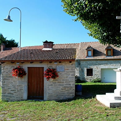 Lavoir du hameau de Crépey