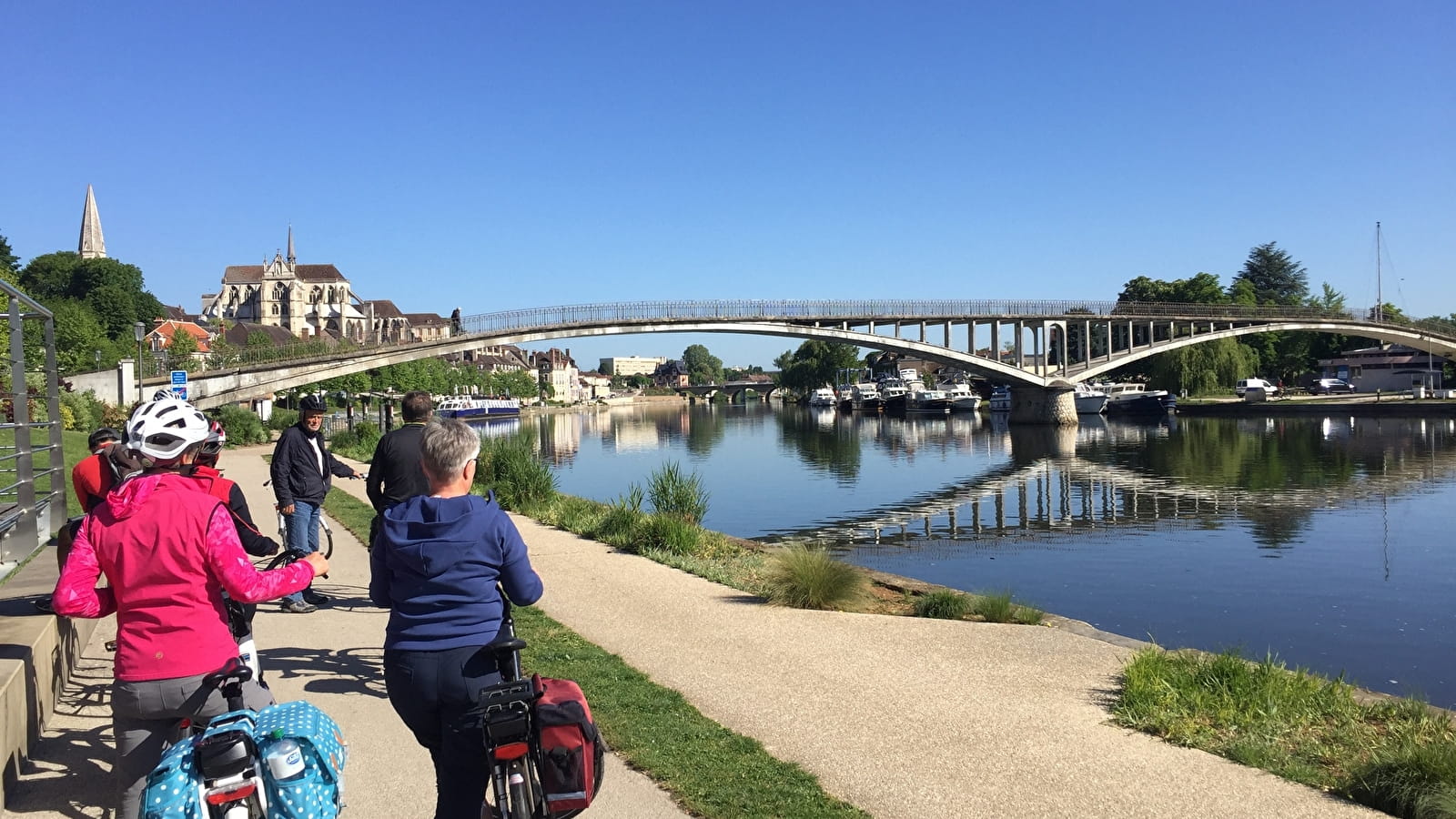 Balade à vélo - Auxerre - Joigny - Le Nord d'Auxerre au Fil de l'Eau