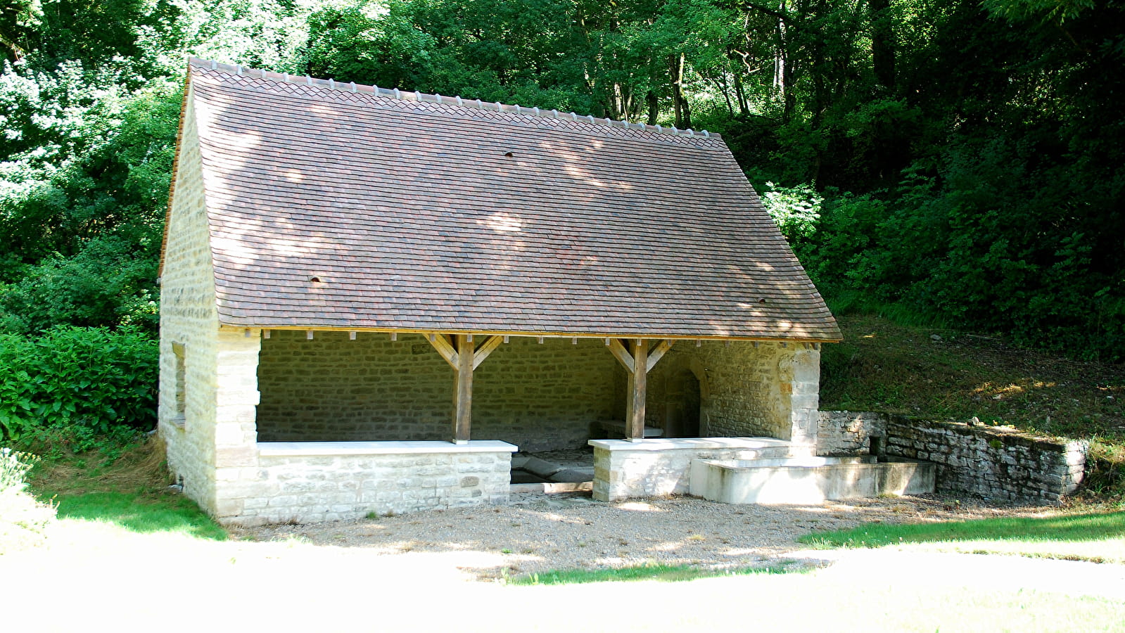 Lavoir du hameau de Crépey